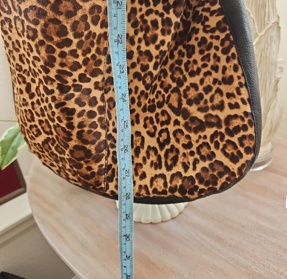 Vince Camuto Leopard Print Shoulder Bag with Black Trim - Picture 9 of 12